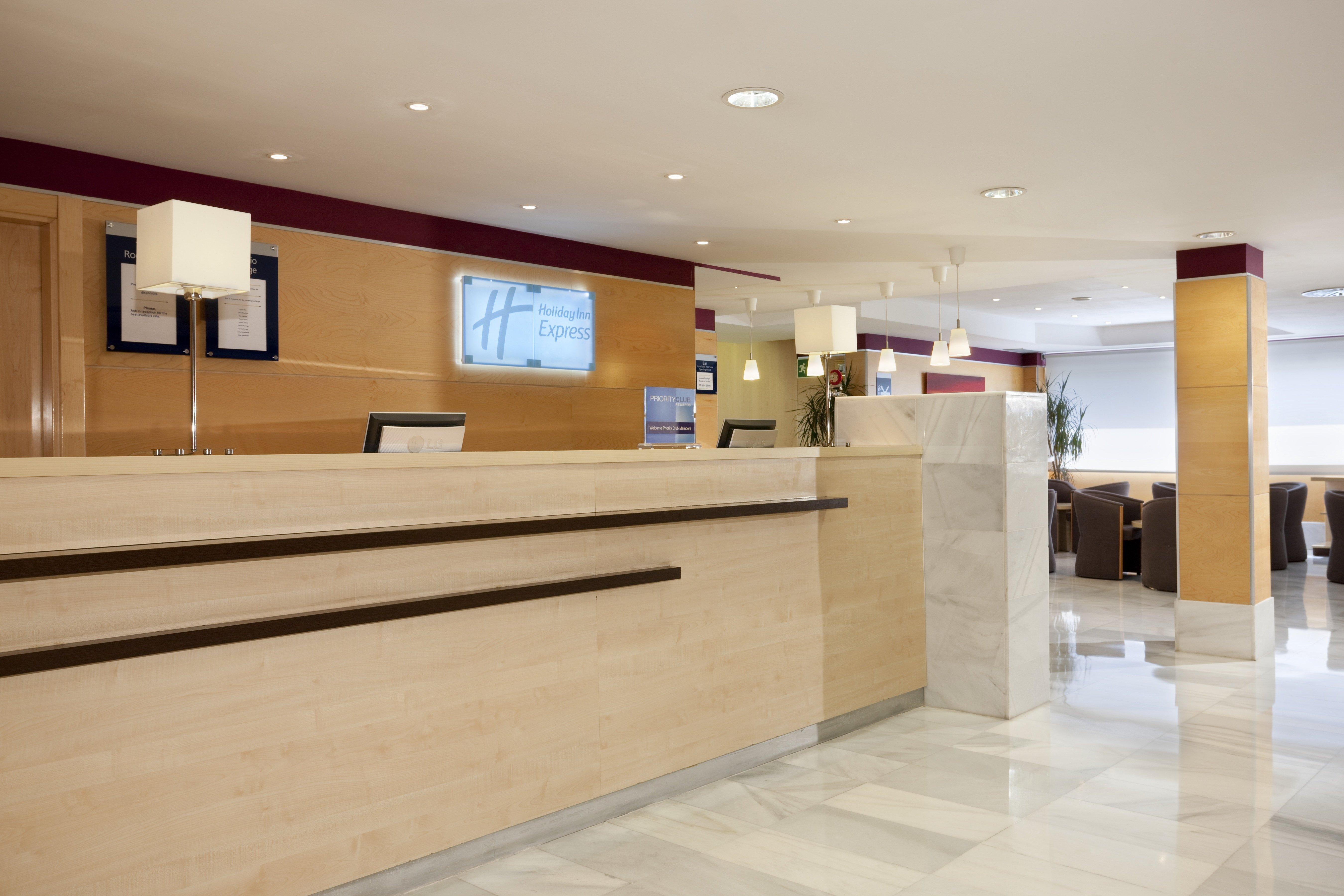 Holiday Inn Express Alcobendas By Ihg Екстер'єр фото