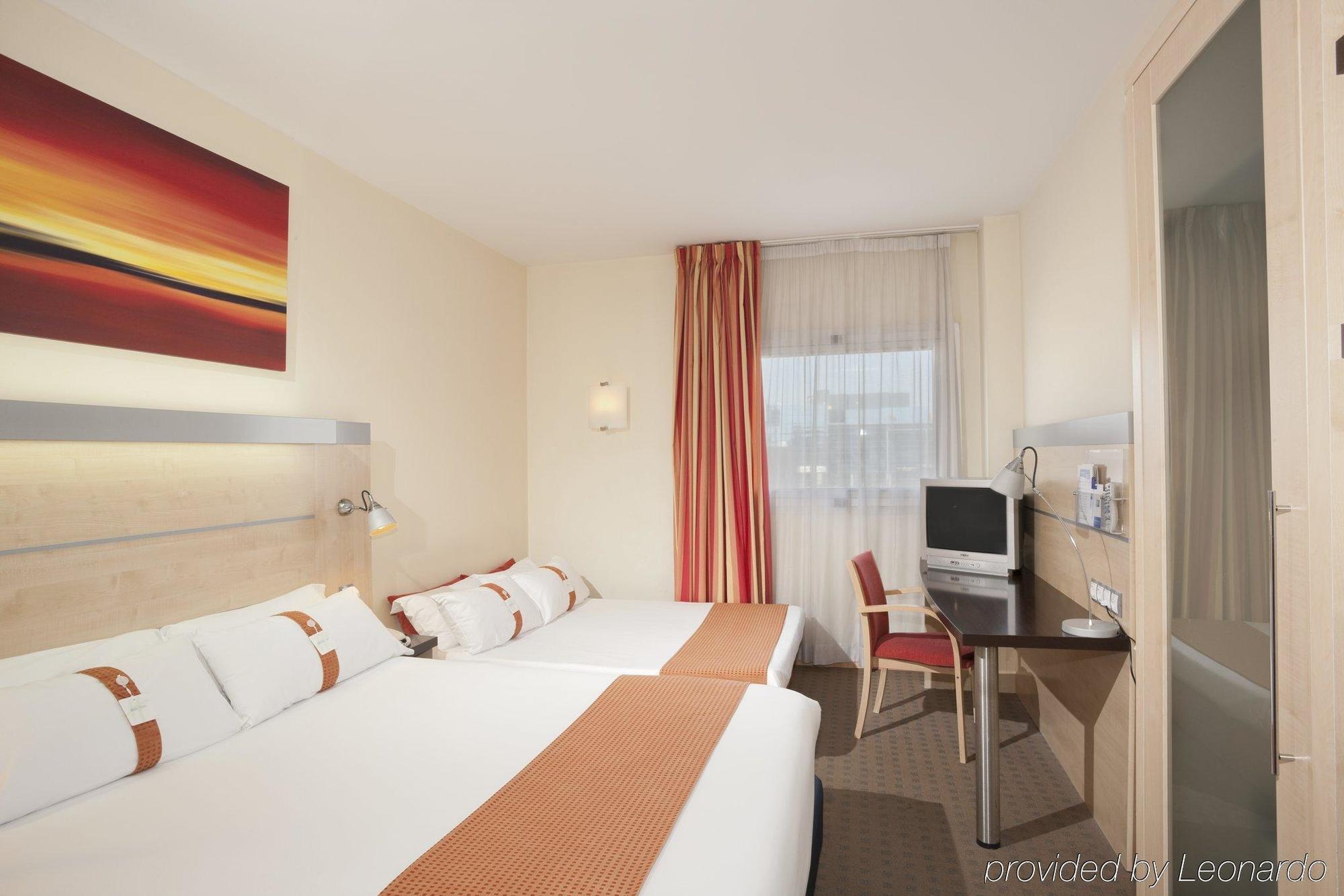 Holiday Inn Express Alcobendas By Ihg Екстер'єр фото