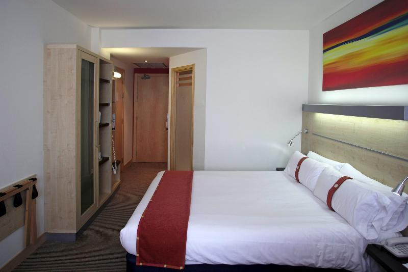Holiday Inn Express Alcobendas By Ihg Екстер'єр фото